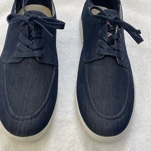 Men's Navy Canvas Lace-Up Sneakers with White Sole